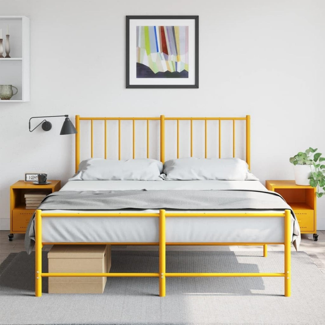 Schubladen an dem Nachttisch mit 36 x 39 x 43.5 cm
