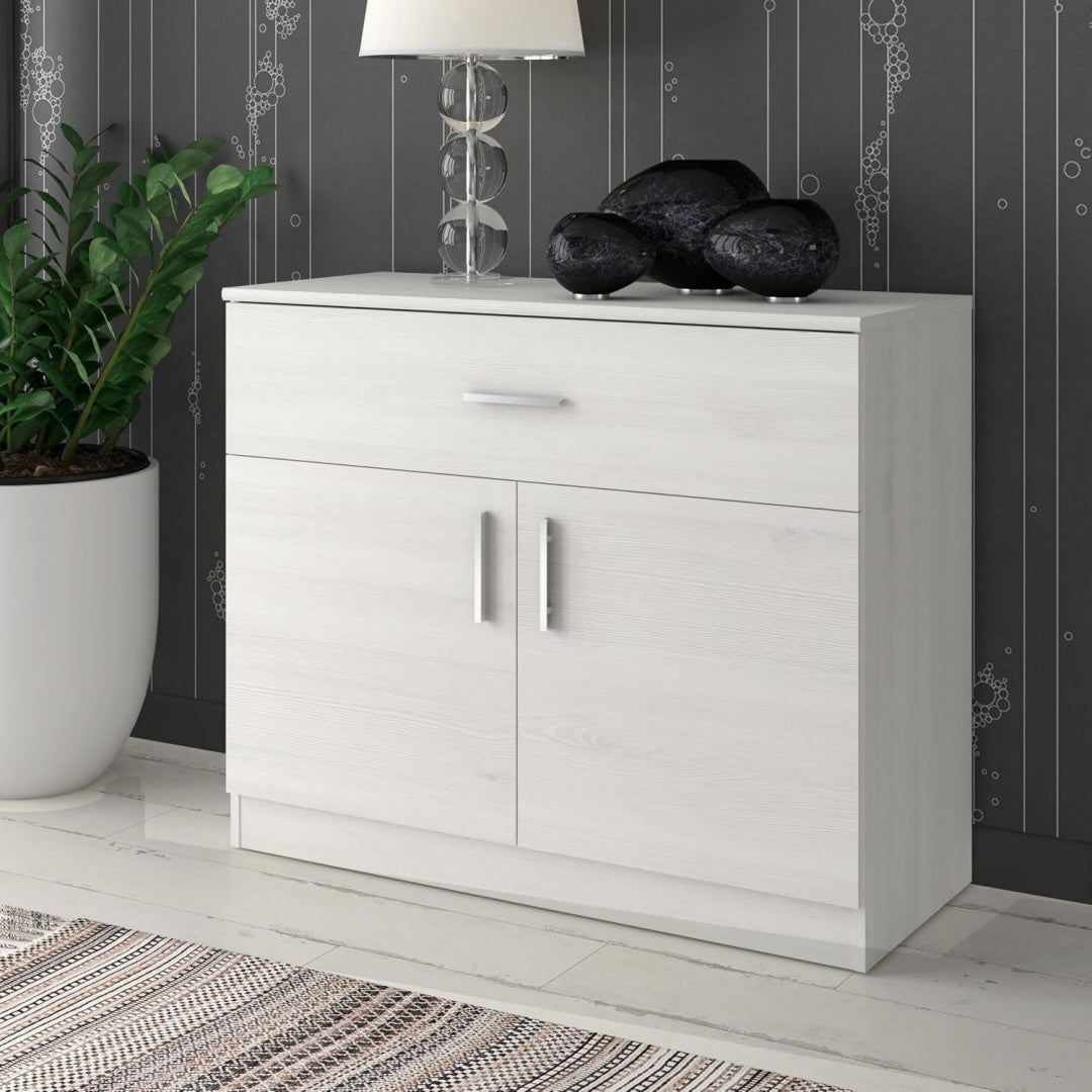Sideboard verbindet Holzoptik und geschlossenen Stauraum
