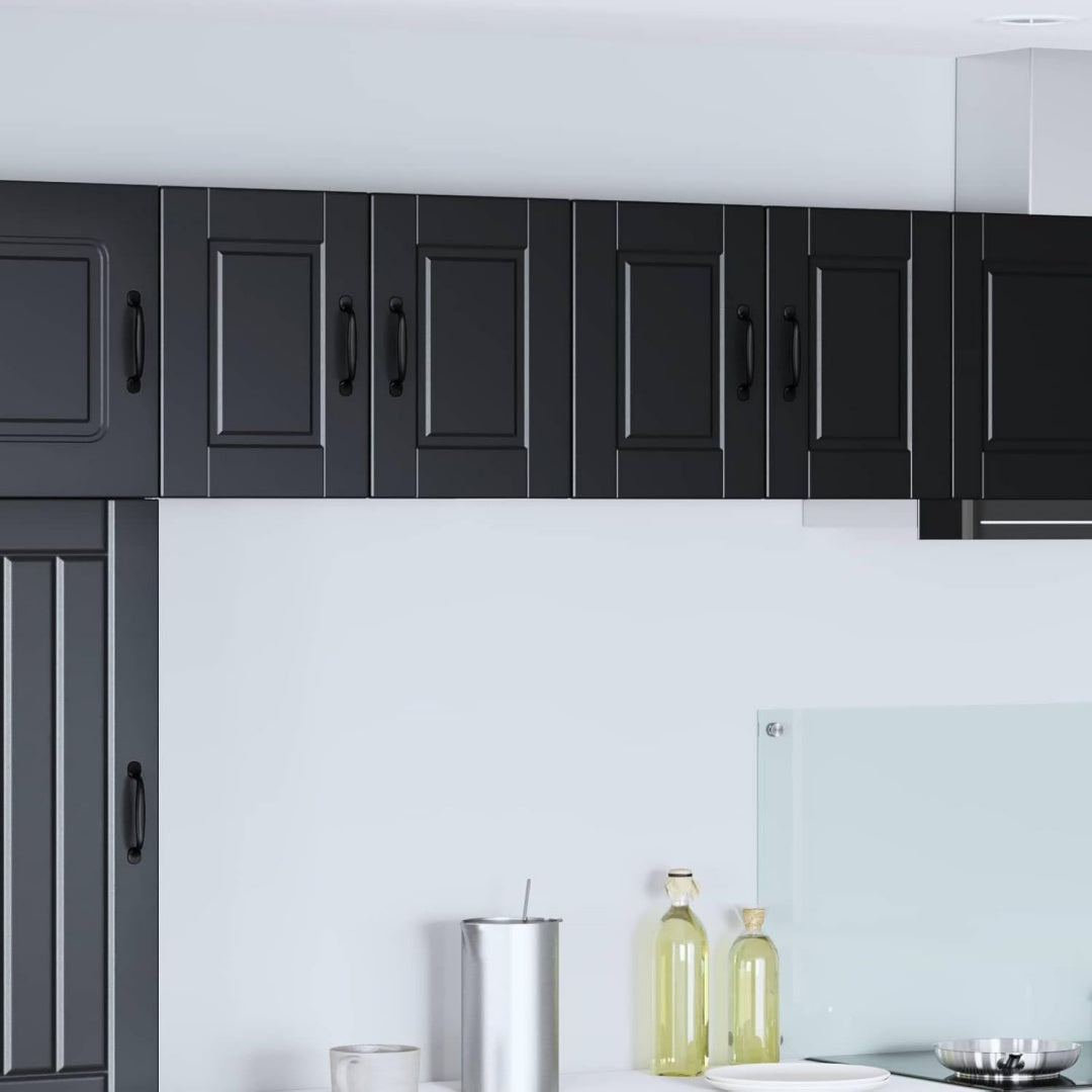 Wandschrank verbindet geschlossenen Stauraum und eine Wandmontage